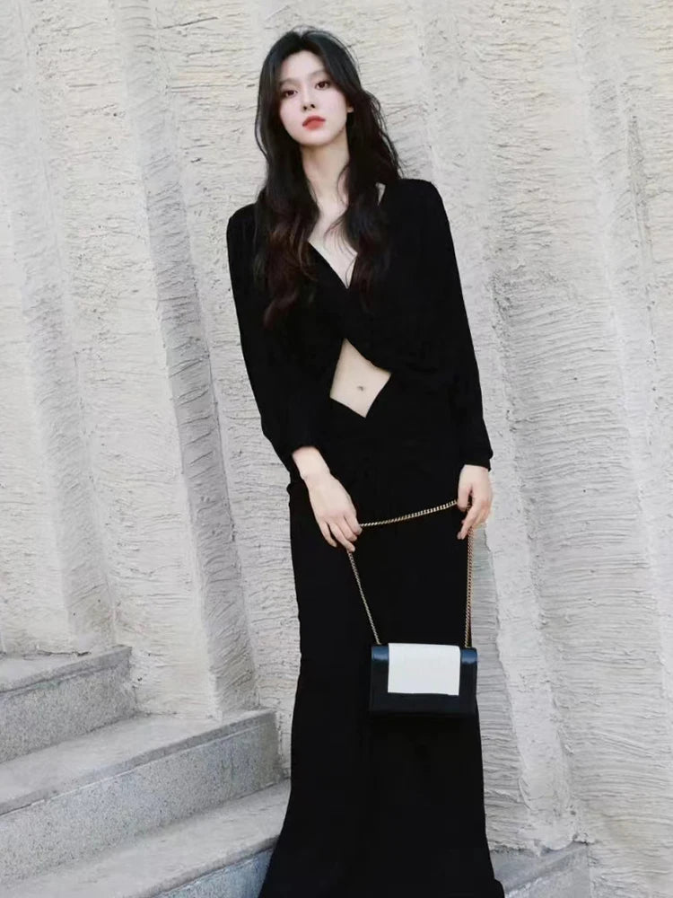SHANAY BLACK V NECK LONG SLEEVES DRESS
