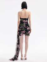 Carregar imagem no visualizador da galeria, NANCY BLACK AND PINK FLORAL CASUAL SHORT DRESS
