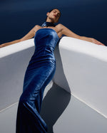 Charger l&#39;image dans la galerie, CRISTINA BLUE SLEEVELESS LONG DRESS
