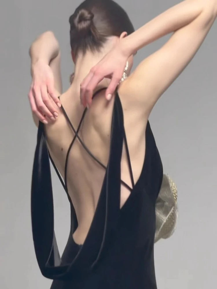 KAREN BLACK VELVET V NECK DRESS