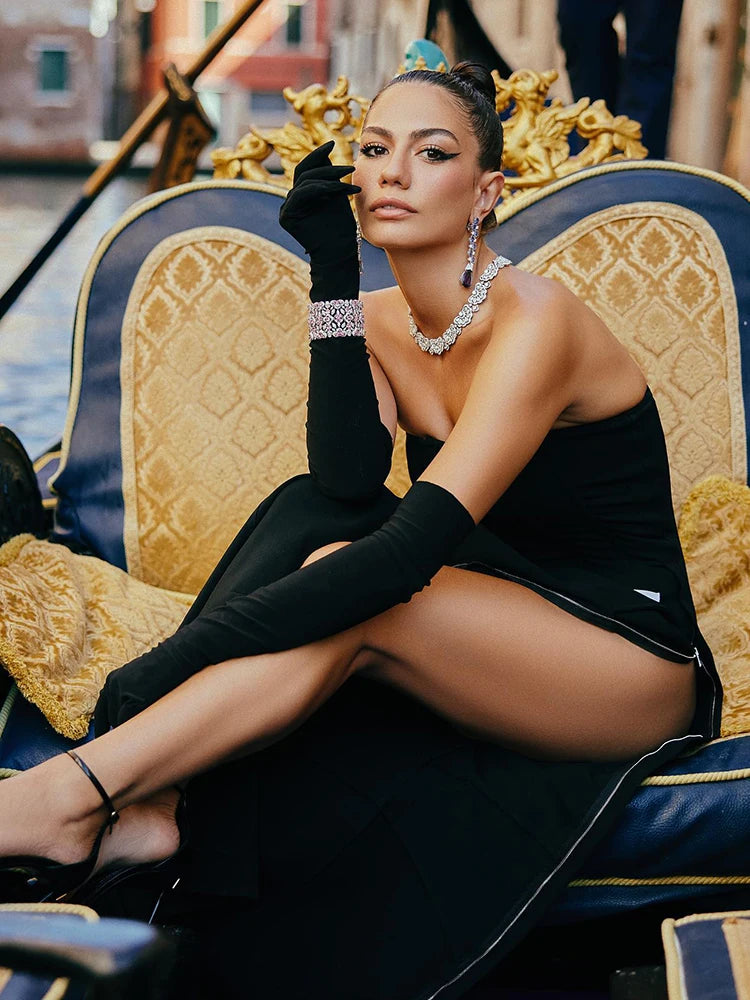 MIMOZA BLACK STRAPLESS DRESS GOWN